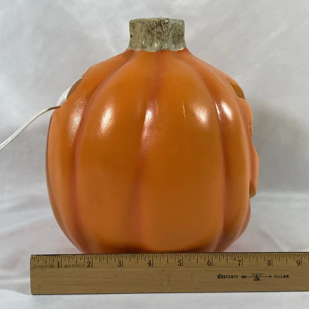 Vintage 9” Blow Mold Pumpkin Lighted Halloween Jack O Lantern Green Light